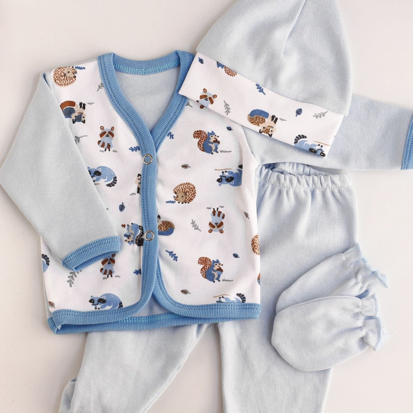 Ajuar 4 piezas Batita Estampada