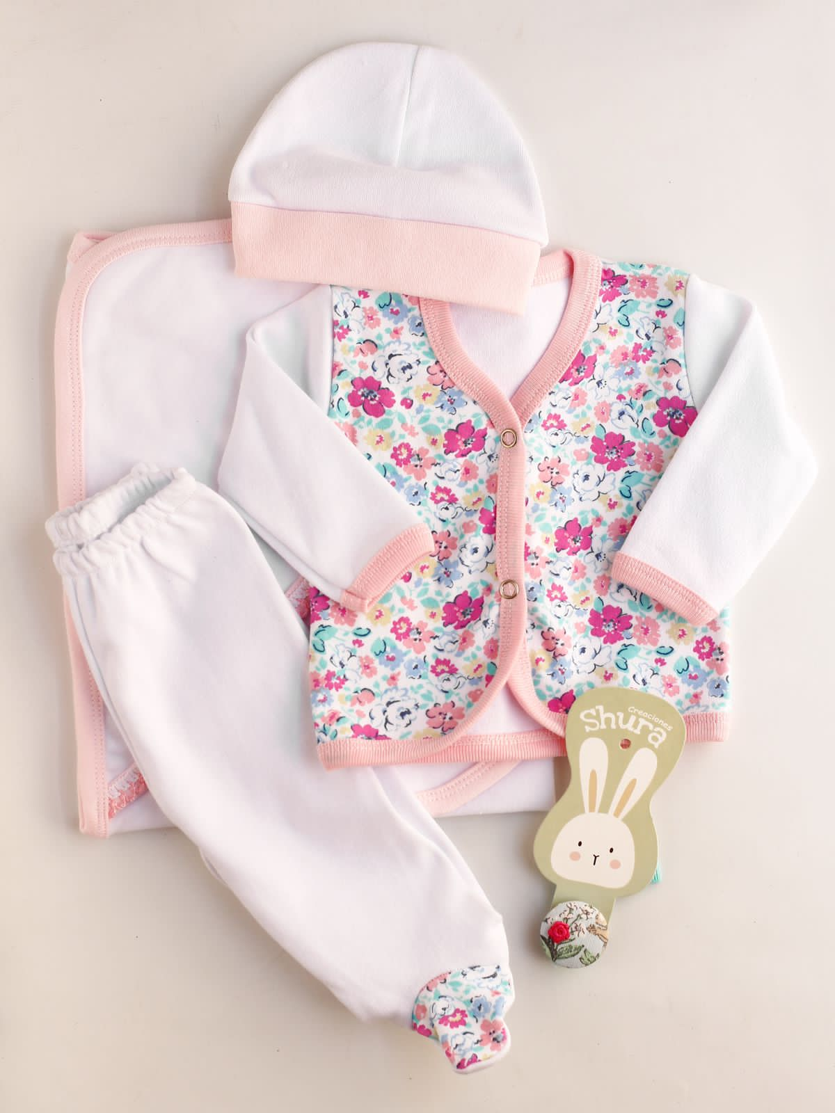 Ajuar 4 piezas Batita Estampada